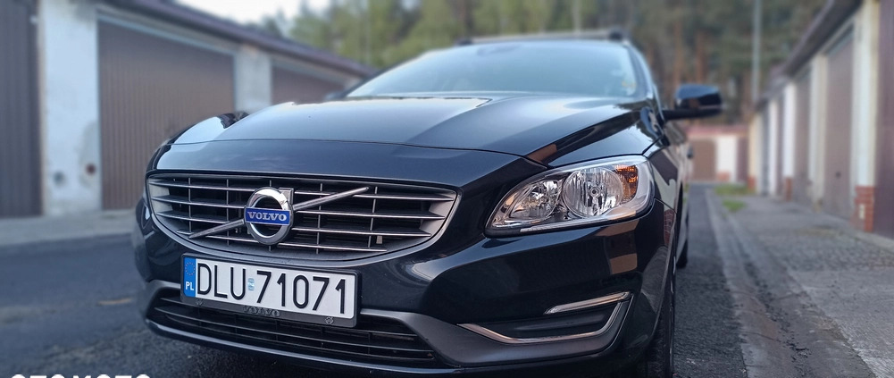 Volvo V60 cena 48000 przebieg: 219000, rok produkcji 2014 z Lubin małe 106